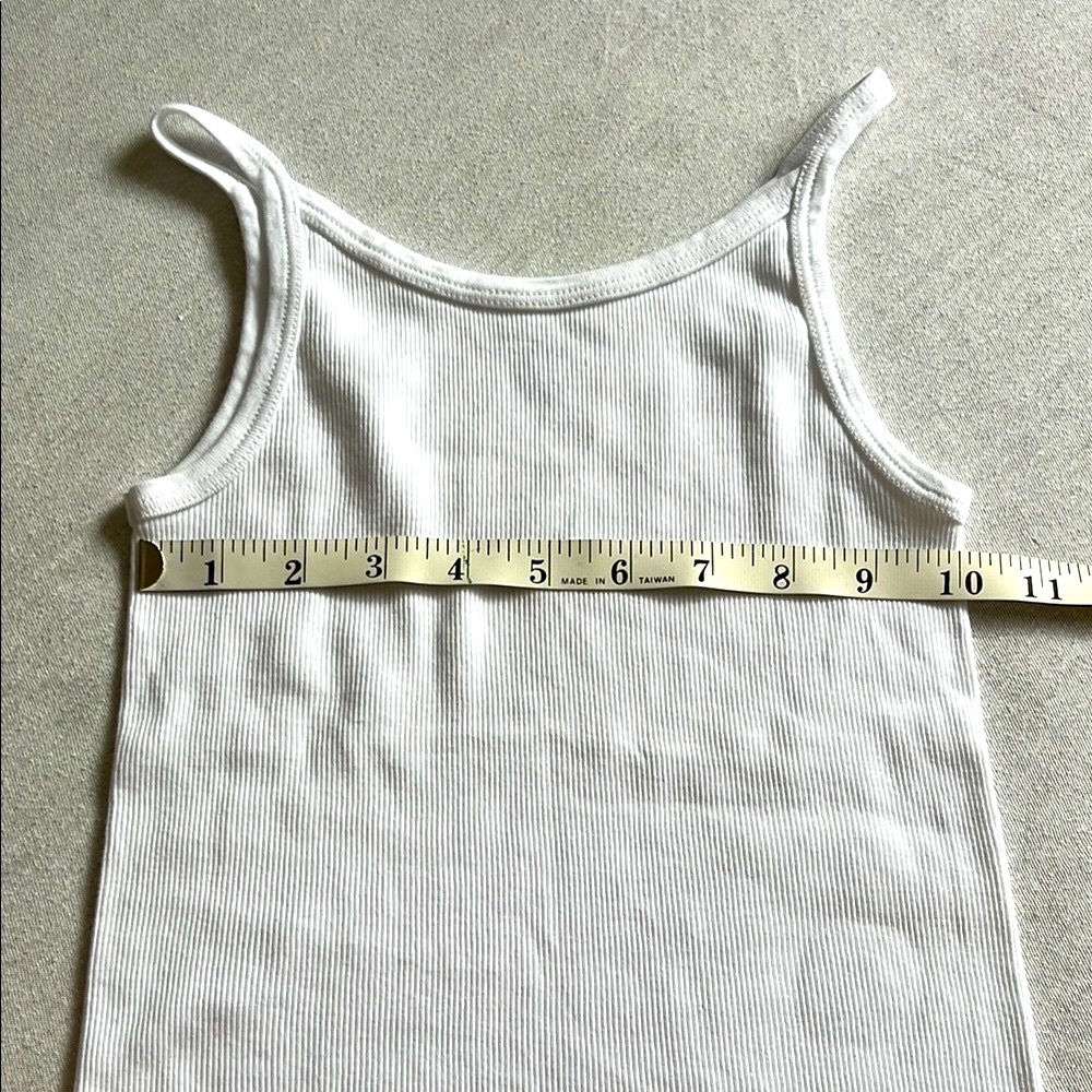 Brandy Melville, White Ribbed Tank Top, 100% cotton, One Size - Picture 5 of 10